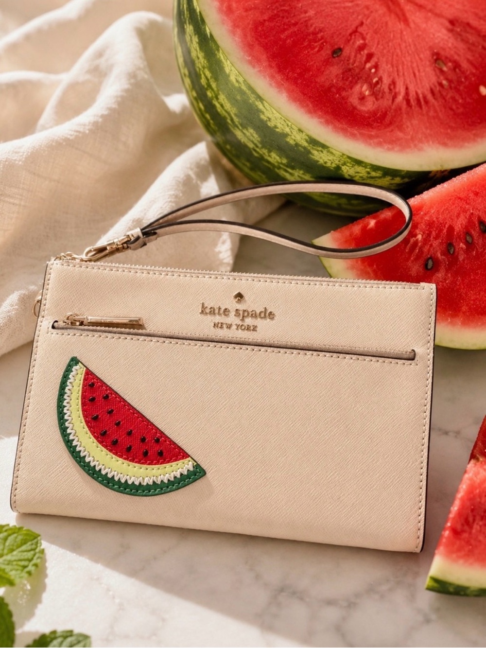 Kate Spade Off White Wristlet with Watermelon Accent NWOT 🏷